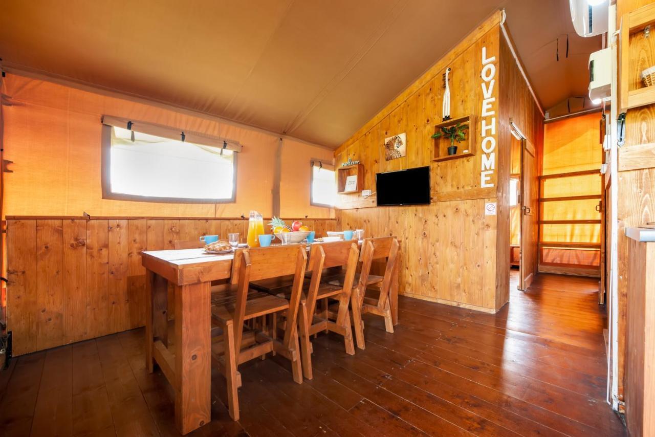 Kompleks wypoczynkowy Glamping And Mobile Homes Lavanda - Centre Bi Village 4*