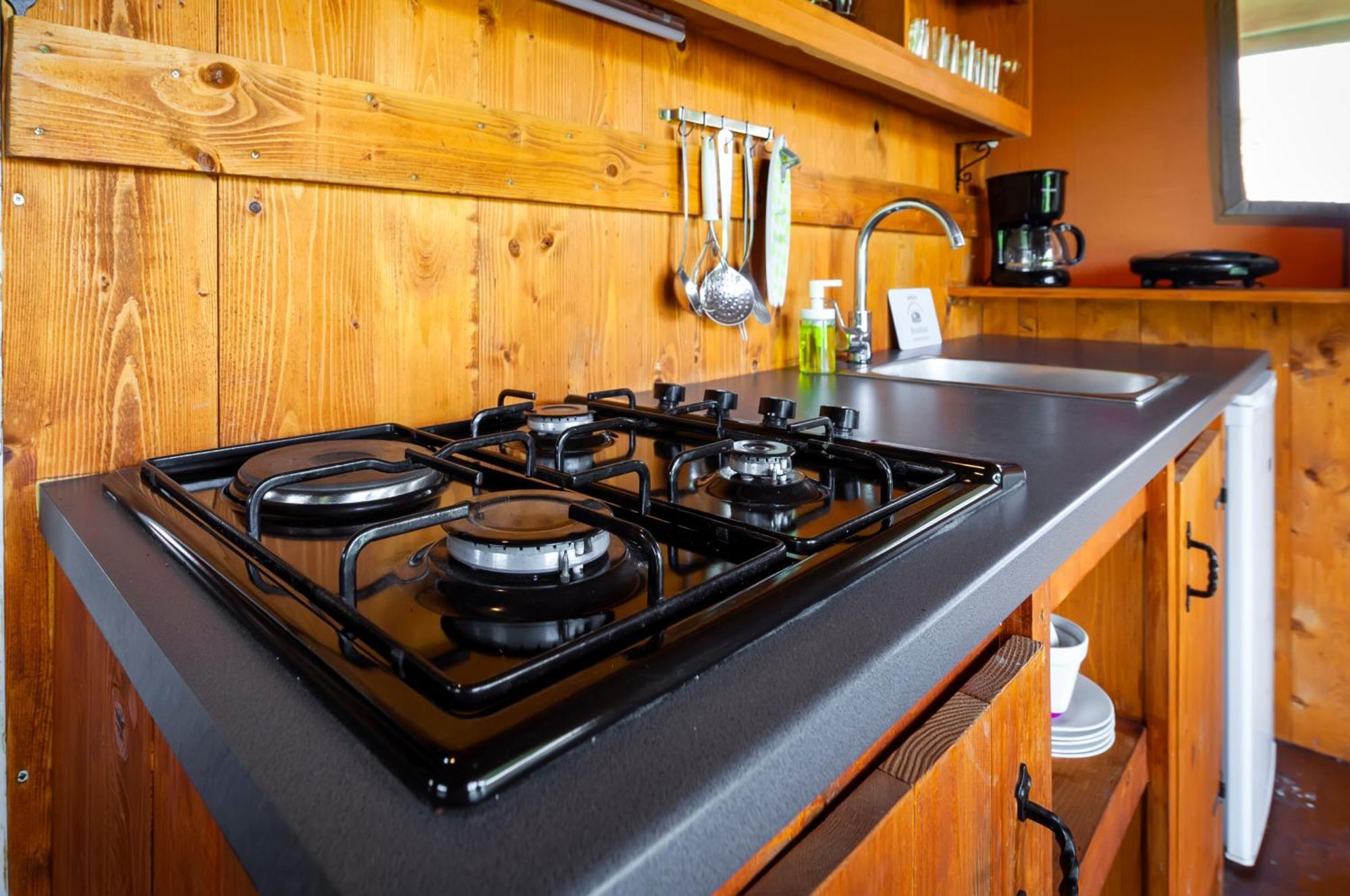 Glamping And Mobile Homes Lavanda - Centre Bi Village Kompleks wypoczynkowy